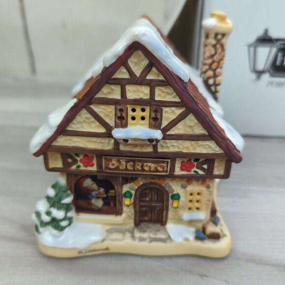 MJ HUMMEL GOEBEL Christmas Hawthorne VILLAGE Bakery W/ Light & COA - Picture 3 of 8